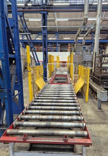 Fördertechnik zum Transport der Waschladungsträger